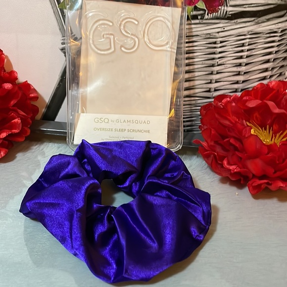 GSQ Hair Scrunchie (1pc) - Picture 8 of 9